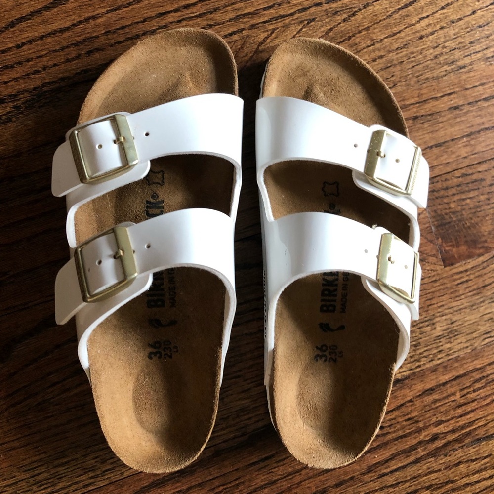 White Birkenstock Arizona Slide Sandal Size 5-51/2